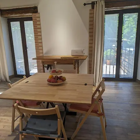 Iparagirre Apartment *